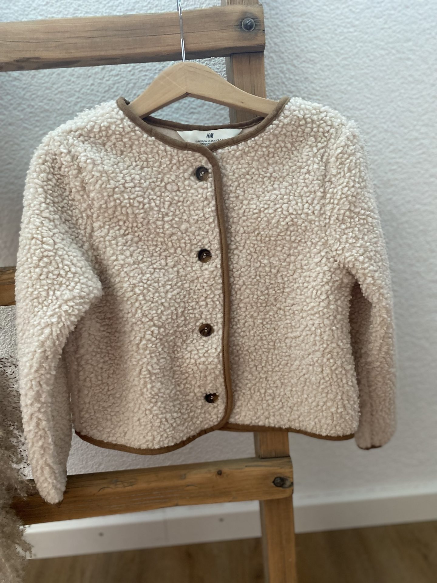 Plüschjacke creme