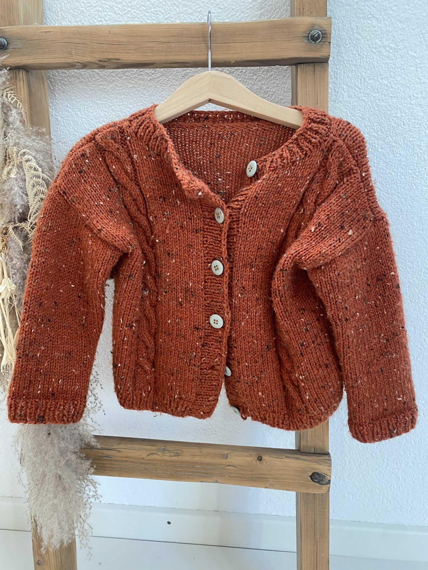 Strickjacke rost